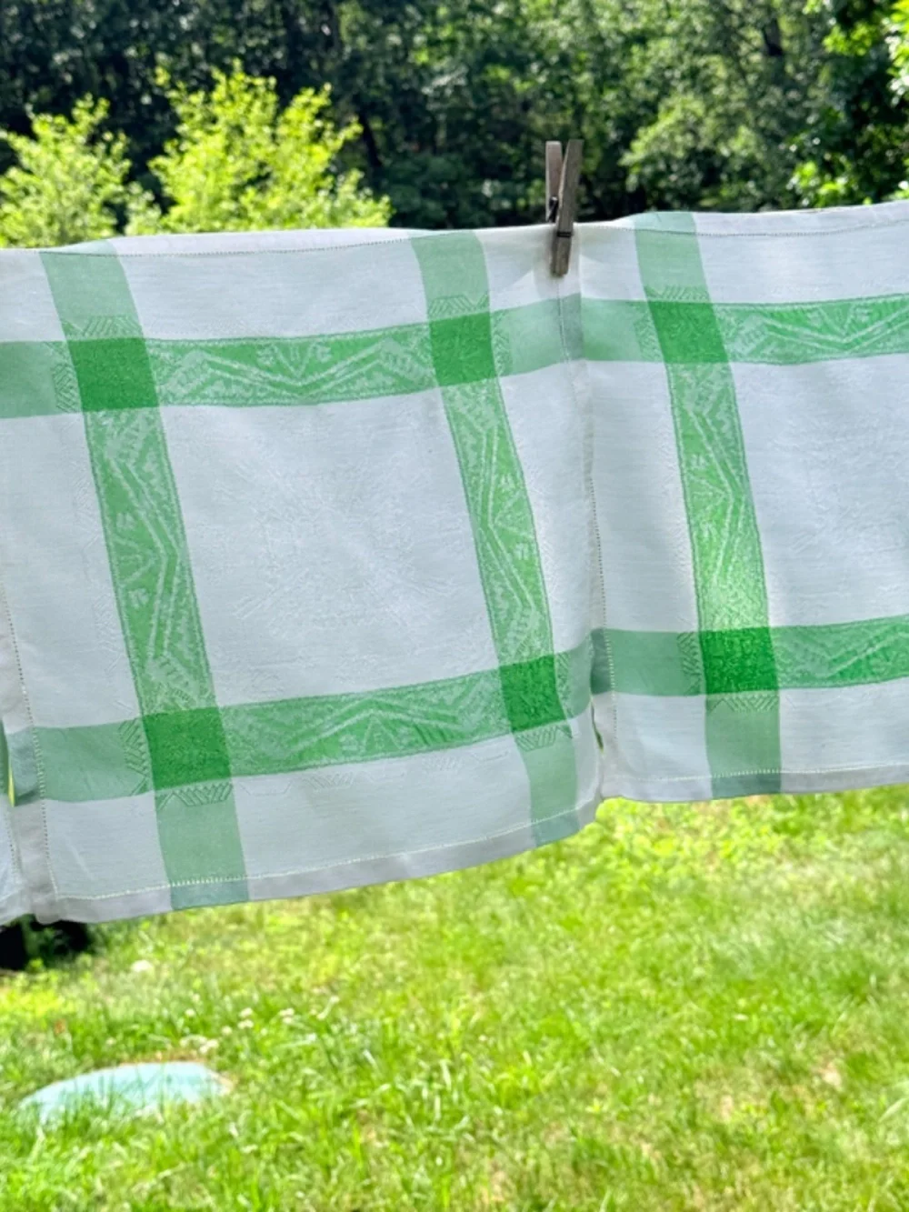 12 Vintage 1940s Damask Napkins Green and White Linen 17 X 15 in A Dozen